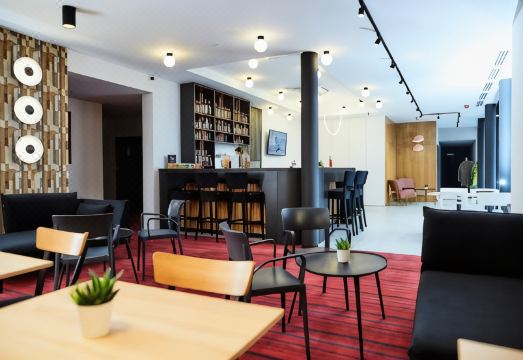 2. 튤립 인/여관 ..