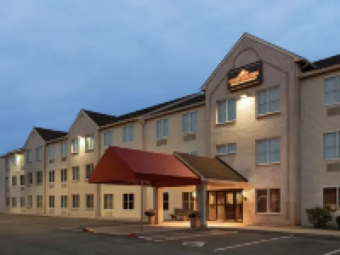 Lancaster Suites Hotels in Lancaster County