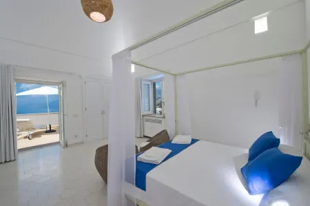 Villa Imperati - Splendid Villa with Private Pool Overlooking the Sea