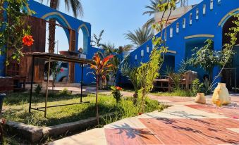 Green Palace Garden