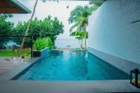La RÊVE the Beach Villa - Pools