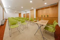 니트 호텔 아베니다