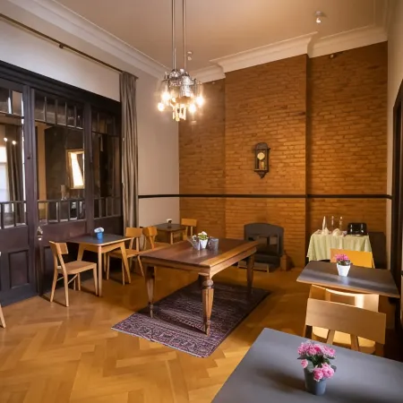 New Voga Guesthouse