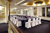 The Queen Mary - breakfast