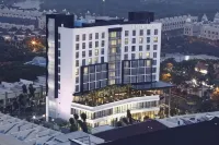 Brits Hotel Karawang Hotels near Kamila Grosir , aneka barang unik dan perlengkapan rumah tangga