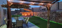 Private Corner Lot w/Hot Tub on Cul-de-sac w/Large Backyard & Mountain Views Hotels near Men's Wearhouse