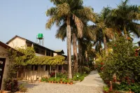 Sauraha Resort