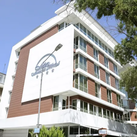 Alba Hotel