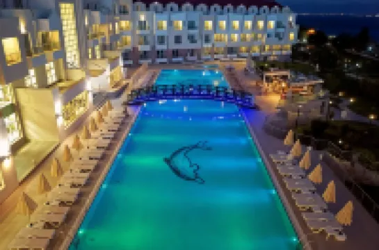 Adrina Termal Health & Spa Hotel