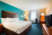 Fairfield Inn & Suites Fort Worth University Drive