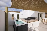 Artemis Seaside Resort - Hot Tub