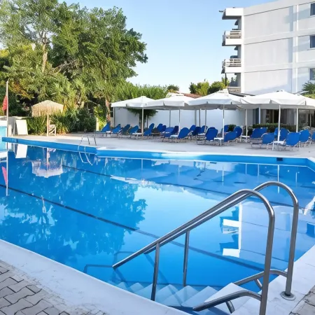 The Grove Seaside Hotel