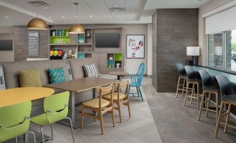 Home2 Suites by Hilton Phoenix Airport South