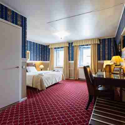 Milling Hotel Plaza Rooms