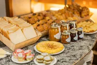B&B HOTEL Gijón Centro Begoña - Bữa sáng
