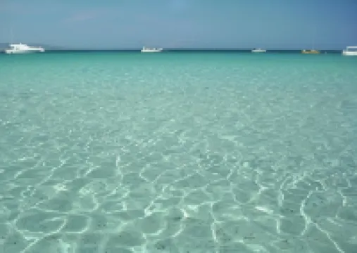 Stunning Residence Bouganvillage Bedroom Sleeps 4 Plus a Child Bed