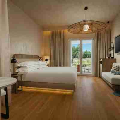 Cala Ponte, a Tribute Portfolio Hotel Rooms