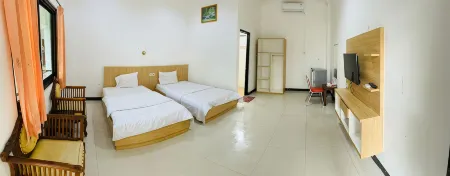 Hotel Sanjaya Inn Отели в г. Purworejo Regency