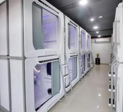 Astropod Hotels in 