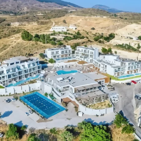 Harmony Crest Resort& Spa