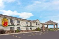 Super 8 by Wyndham Defiance
