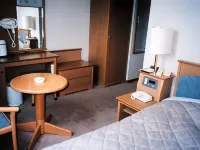 Harbor Plaza Hotel