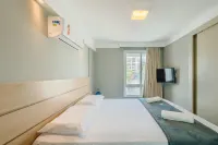 Apt w Jacuzzi and Sea View in Rio Vermelho Enc0307