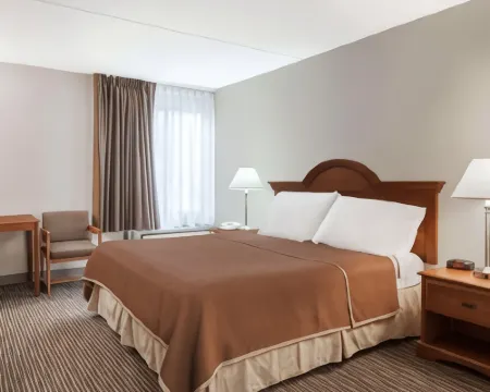 Rodeway Inn Hotels in Herkimer County