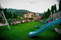 Pensiunea Floare de Colţ Hotels in Campulung