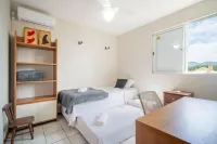 Apt w/ Balcony & BBQ 450m from the Sea Reh0203 Hotel a Barra da Lagoa