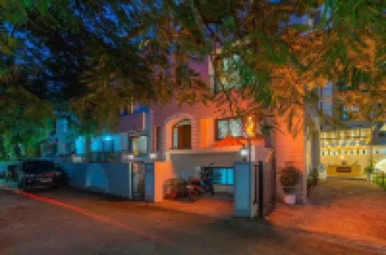 Zostel Pune (Viman Nagar) فنادق في 