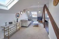 Host & Stay | The Penthouse, Hudsons Yard House Hotels near Whitby Lighthouse