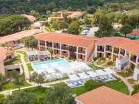 Felix Hotels - Residence Hotel Costa Serena - Pool