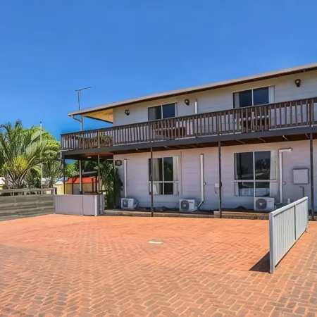 Sunrises Kalbarri, entire large family home