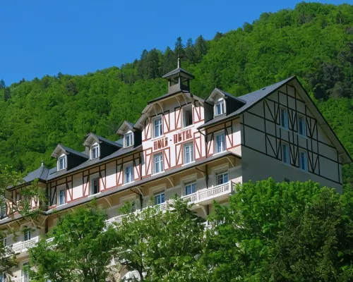 Golf Hôtel Hotels near Troika