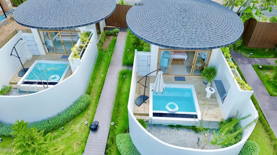 สโรรัชพลูวิลล่ารีสอร์ทเกาะล้าน (เริ่มต้น ฿ 4,109)