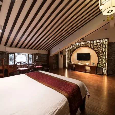 Huangyao Bandao Hotel