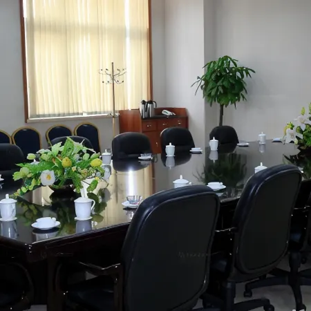 Xinji Dong Ming Hotel