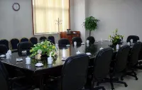 Xinji Dong Ming Hotel