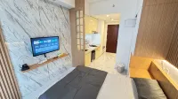 Comfort minimalis sky house studio BSD - parking
