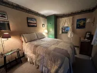 3 Bedroom cabin on South Pond in Stark NH
