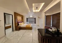 Mayo Suites