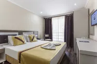 Ayhan Hotel