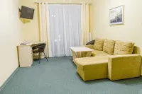 Zeeshtern Hotel - 2성급