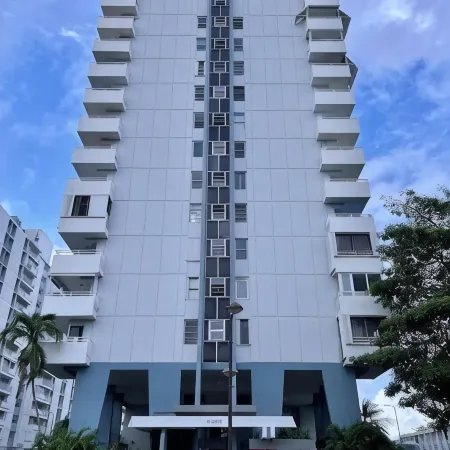 Beach and Pool Access in Prime Location!