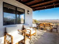 Scenic Mountain View Desert Escape. Located between Palm Springs & Joshua Tree - 3-stjärniga