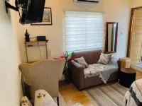 "The Tiny House" located at Frequente, Grand Anse - 2 estrellas