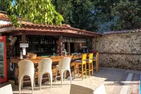 Castle Old Town Hotel - bar