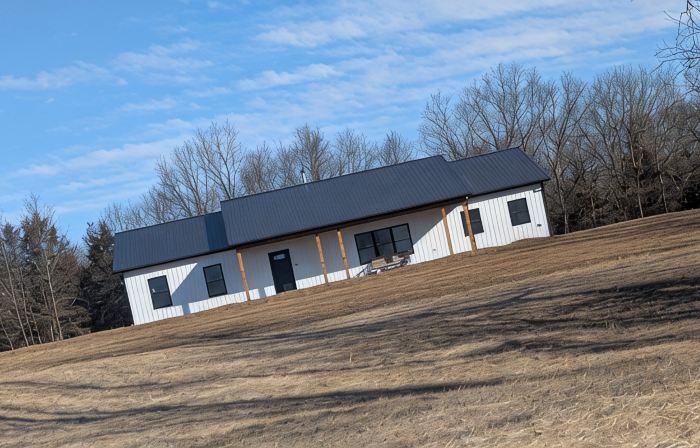 Newly Built Shouse Near Mark Twain Lake!