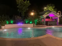 Hotel Maxim - Pools